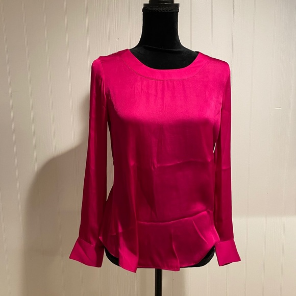 Pink blouse - Picture 3 of 3